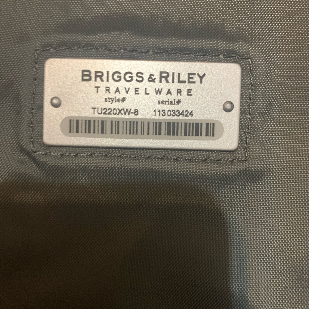 Briggs & Riley Expandable Green Rolling Suitcase Garment Bag TU220XW-8 - Picture 6 of 11